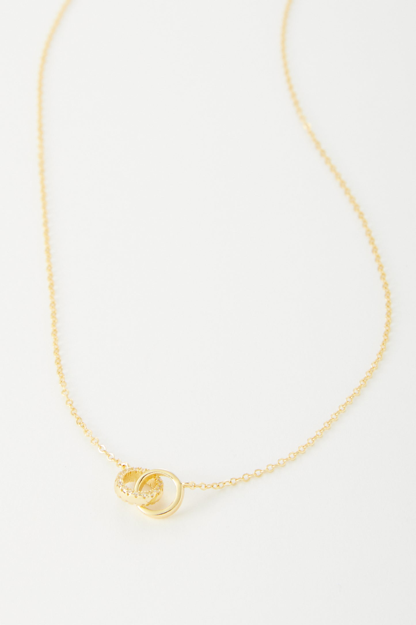 Rory Interlocking Circles Necklace